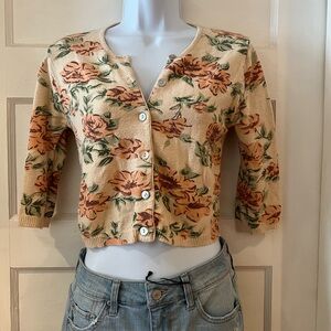 Vintage MODA INT’L floral cropped cardigan with 3/4 sleeves